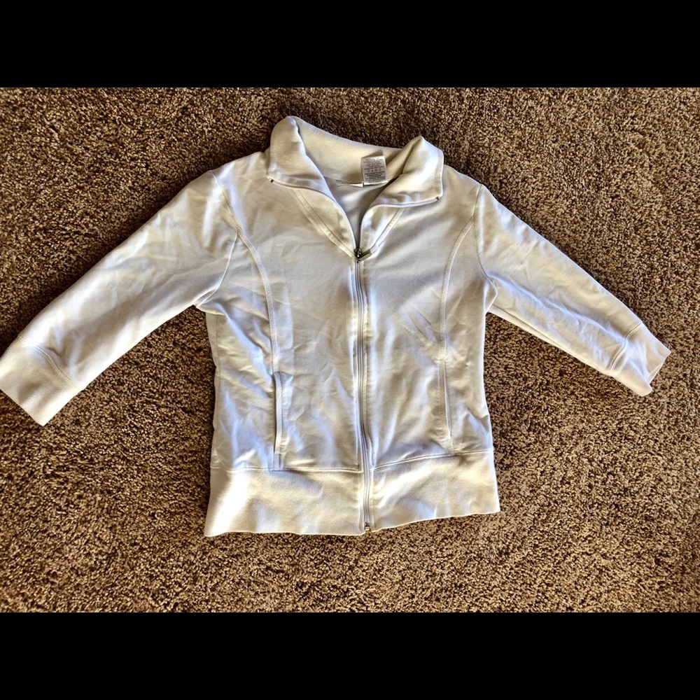 White zip sweatshirt